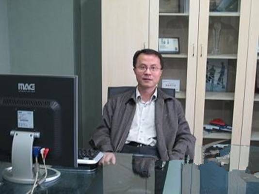 鲁锦(Windows优化大师、鲁大师开发者)