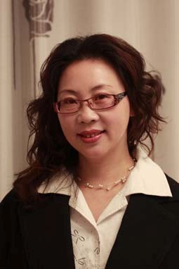 黄向(心理咨询专家)