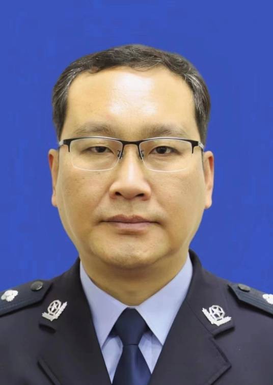 胡万里(河南省南阳市内乡县人民政府副县长,县公安局党委书记、局长、督察长)