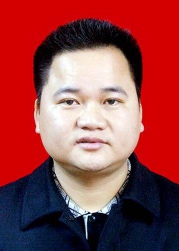 何国杰（江西省赣州市宁都县委副书记、县人民政府县长）