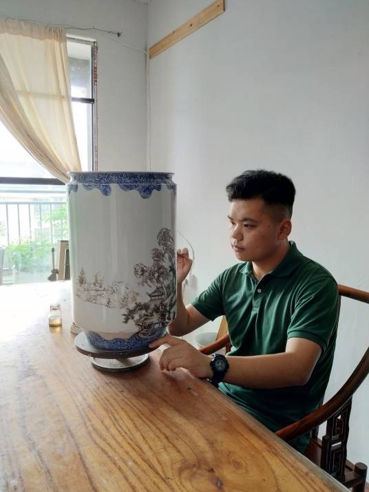 刘敏(江西省高级工艺美术师)