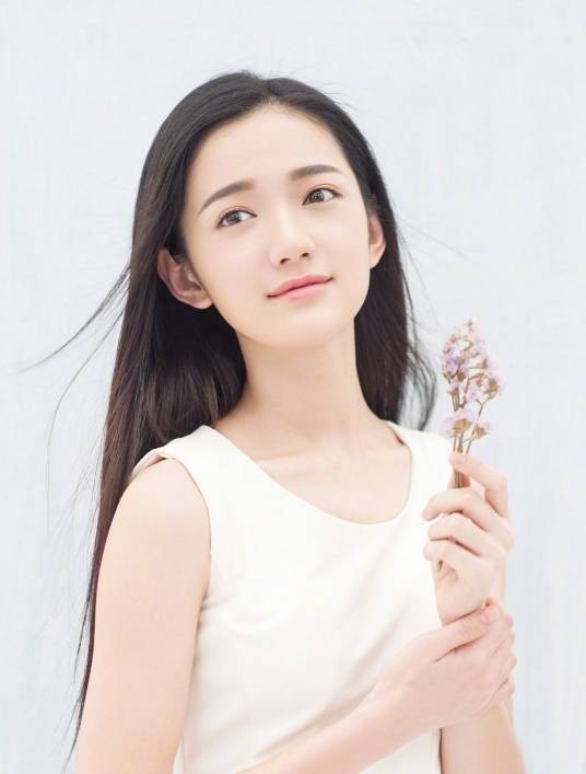 方楚彤