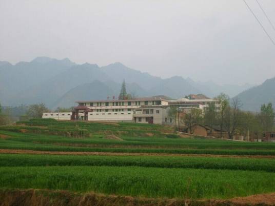 十里中学(陕西省山阳县十里铺镇初级中学)