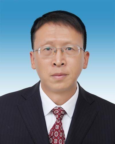 杨云昆(云南省昆明市官渡区人民政府党组成员,区财政局党组书记、局长)