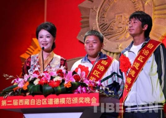 旦增尼玛(拉萨中学高三学生)