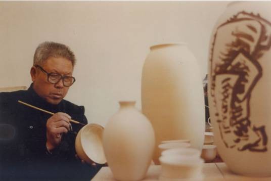 张志安(原宜兴市美术家协会主席)