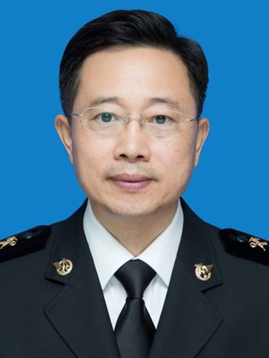 王续刚(南京海关副关长、党组成员)