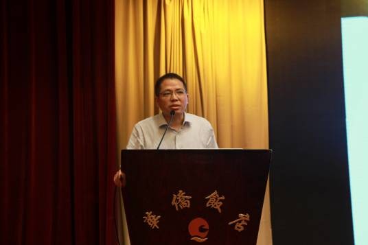 唐建成(南昌大学国际材料创新研究院院长)