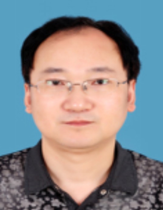 万山红(湖北省洪湖市科学技术和经济信息化局党组书记、一级主任科员)