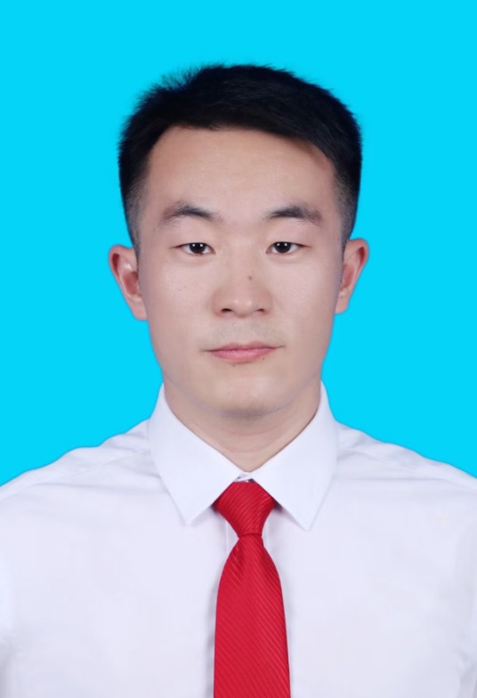 曹方（广西壮族自治区来宾市金秀瑶族自治县委常委、县人民政府副县长）