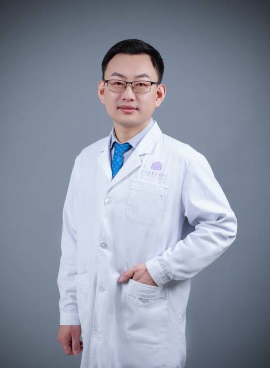 王学栋(清华大学附属北京清华长庚医院肝胆胰中心副主任医师)