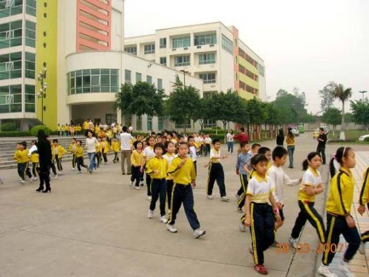 佛山市南海区石小实验学校