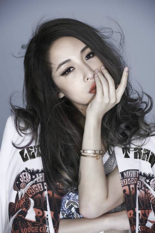 萧亚轩(华语流行乐女歌手、词曲作者)