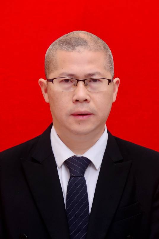 陈吉明（重庆市巫山县大溪乡农业服务中心主任）