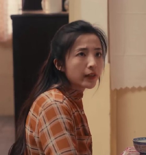 江颜（穿越年代剧《重返1993》中的角色）