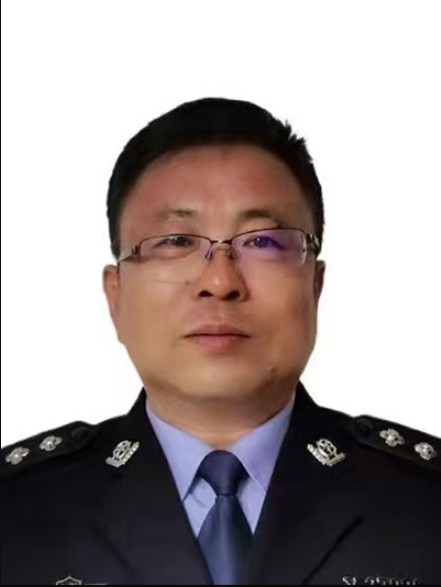 孔繁杰（山西省晋中市灵石县公安局交警大队原辅警）