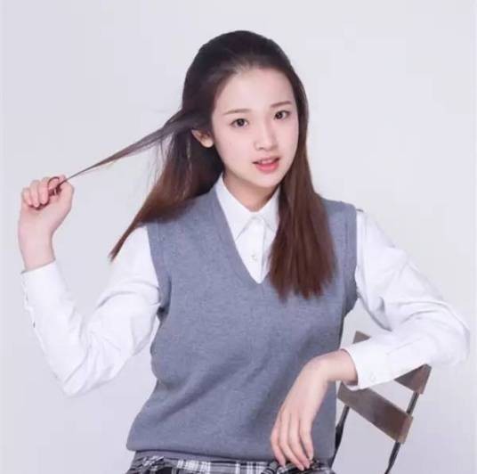 张淼怡