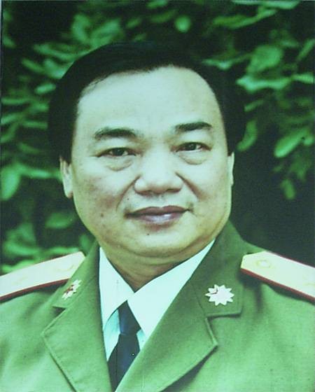 蔡世民（中国人民解放军总参二部副军职专职干部）