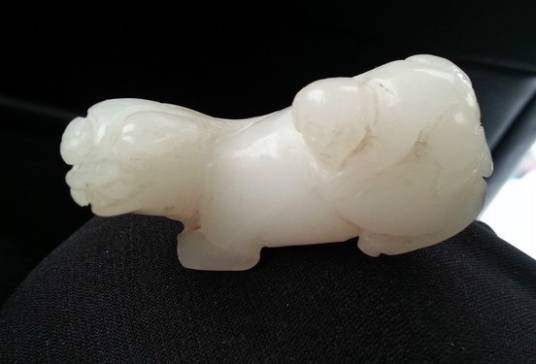 清白玉瑞兽