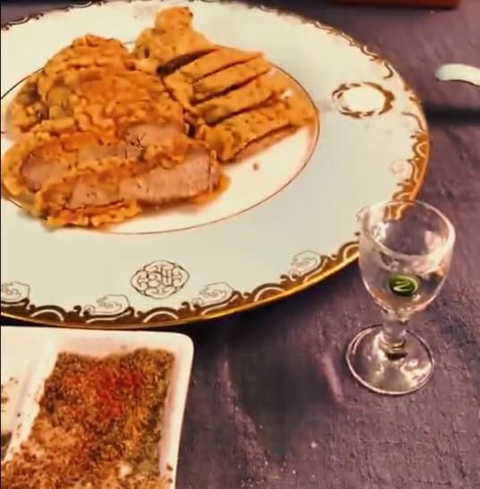 香酥羊腿