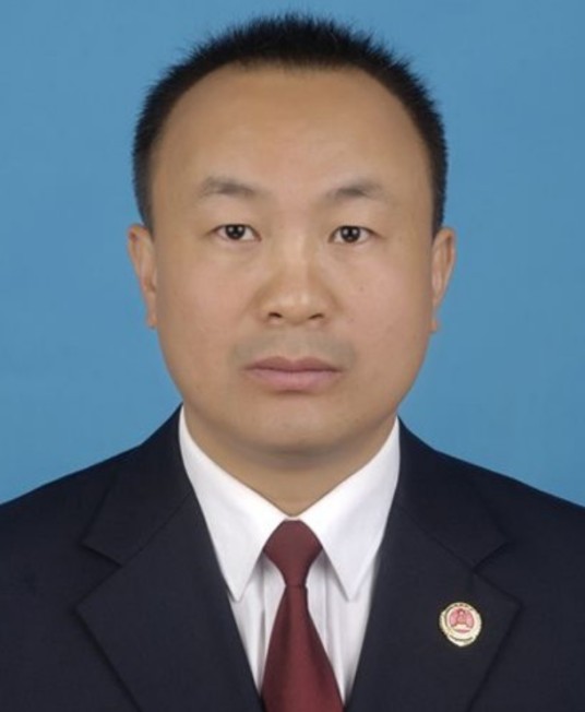 李春城（甘肃省兰州市城关区人民检察院党组成员、副检察长）