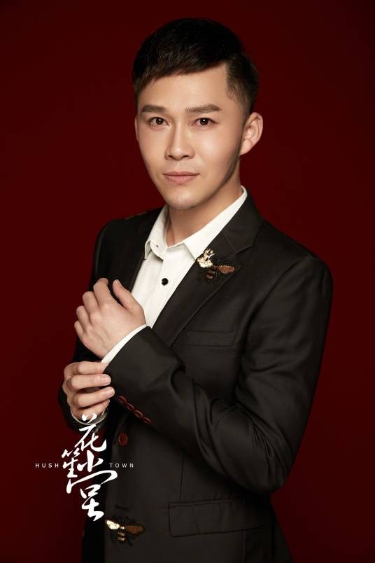 龙凯（昆明广播电视台主持人）