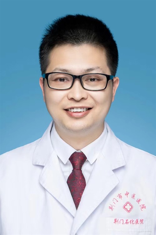 李定文（荆门市中医医院骨伤一科主治医师）