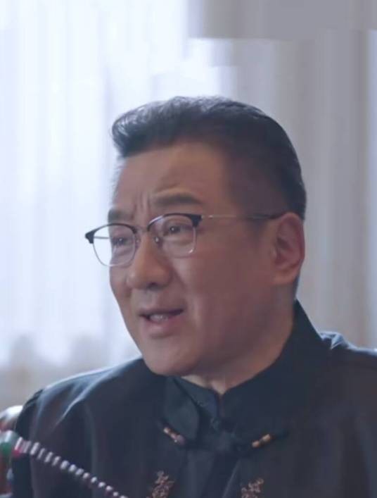 傅长明（现实题材电视剧《突围》中的角色）