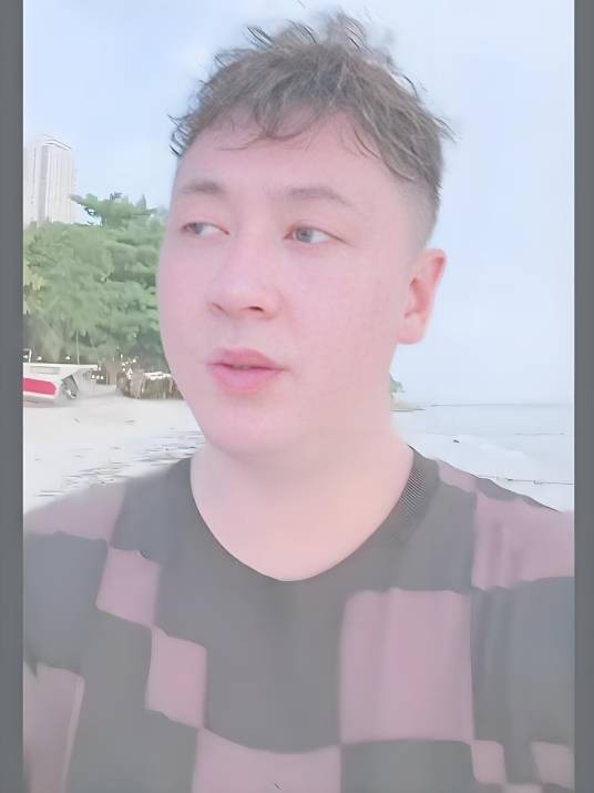 丁丁灬没故事