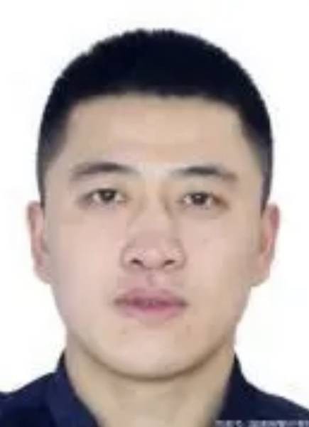崔维春