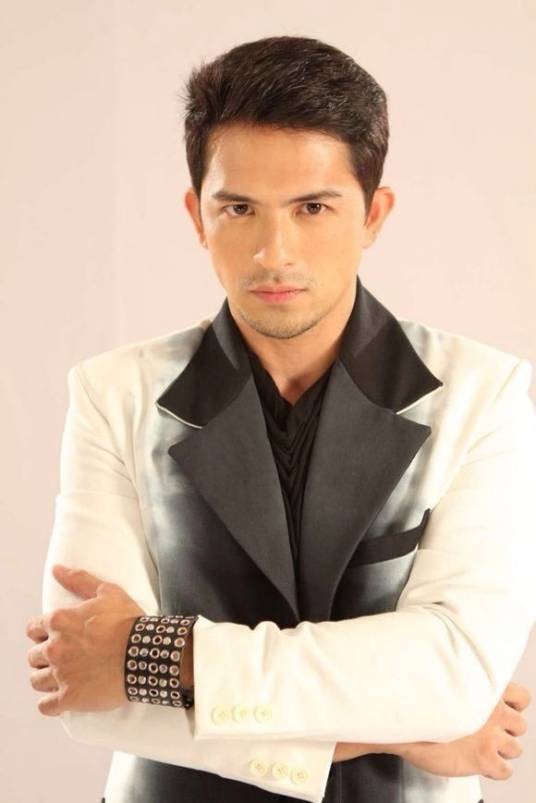 Dennis Trillo