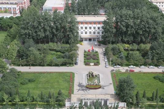 邹城市第四中学