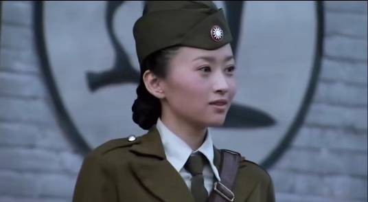 董丽娜（《战后之战》中杨蕊饰演的角色）