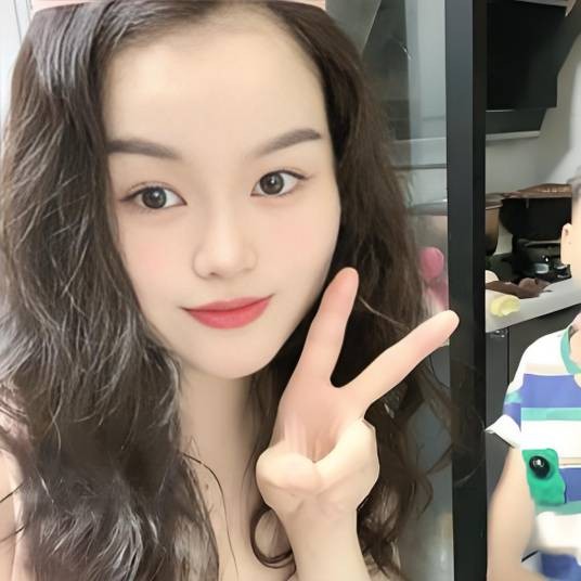 刘笑笑吖