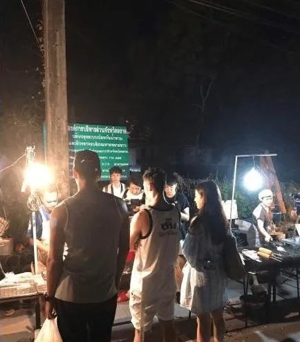 中餐厅里周冬雨走了吗?还回来吗?