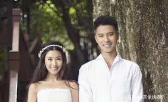 王雷和李小萌相恋七年,大学浪漫求婚,低调的明星夫妻你怎么看?