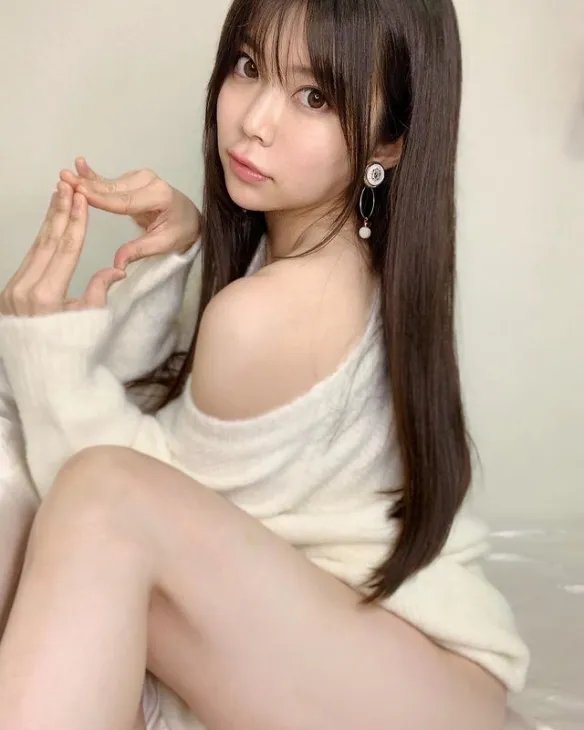 日本健身辣妹涉谷由里:身材火辣运动照叫人脸红心跳!