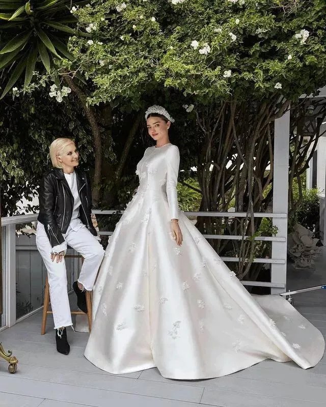宋慧乔婚礼上穿的裙子为什么那么贵？