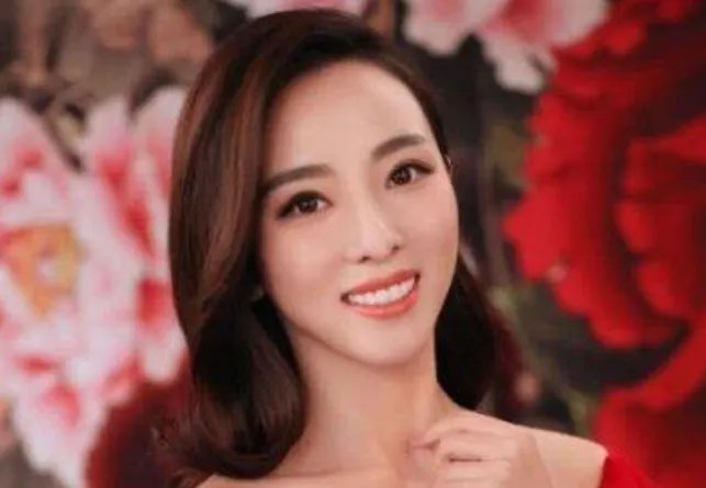 李思思老公真的不是60岁老头，主持人不是明星为何私生活引多人关注？