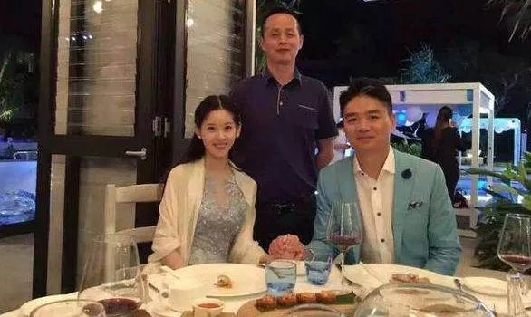 奶茶妹妹为什么要跟刘强东