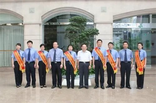 广东省人民检察院领导简介