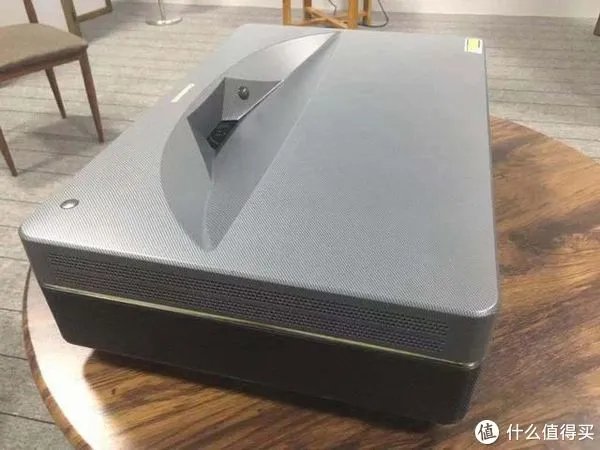 长虹激光电视