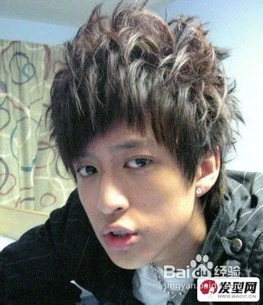 个性潮男发型推荐 最新男生烫发发型