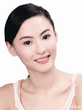 两代星女郎张柏芝林允合影，你更看好谁？