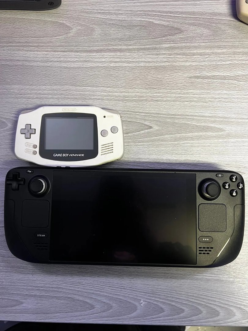 Steam Deck与各掌机对比图 比Switch大上一块