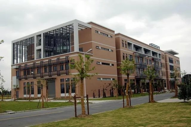 上海工程技术大学怎么样?