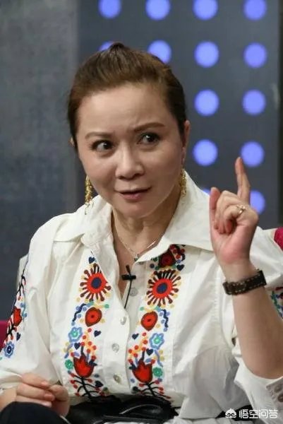 近日有网友喊话潘长江退出春晚舞台,你怎么看?