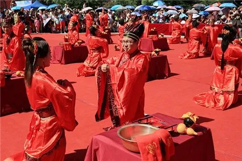 汉制婚礼办一场多少钱 办婚宴省钱技巧