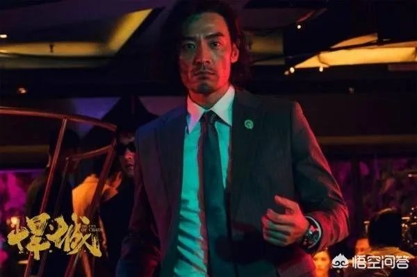 如何评价魏大勋在电视剧《青春警事》中的演技?