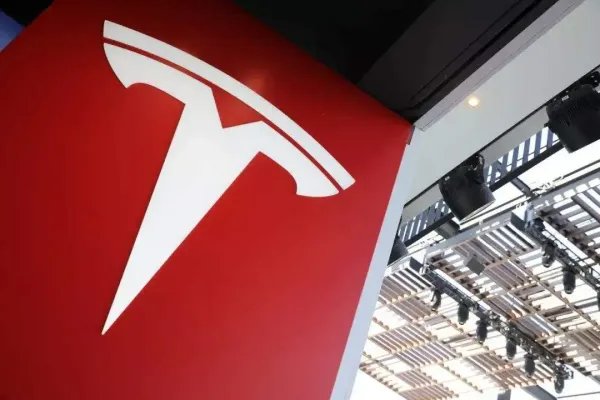 特斯拉美股盘前跌2.3%，下跌的原因是什么？